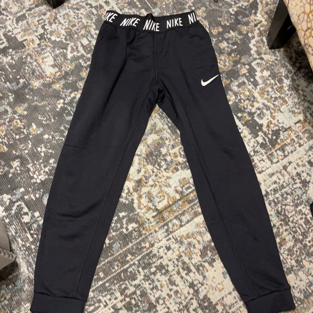 Nike warmups youth large